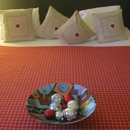 آرت آند سبورت 3*